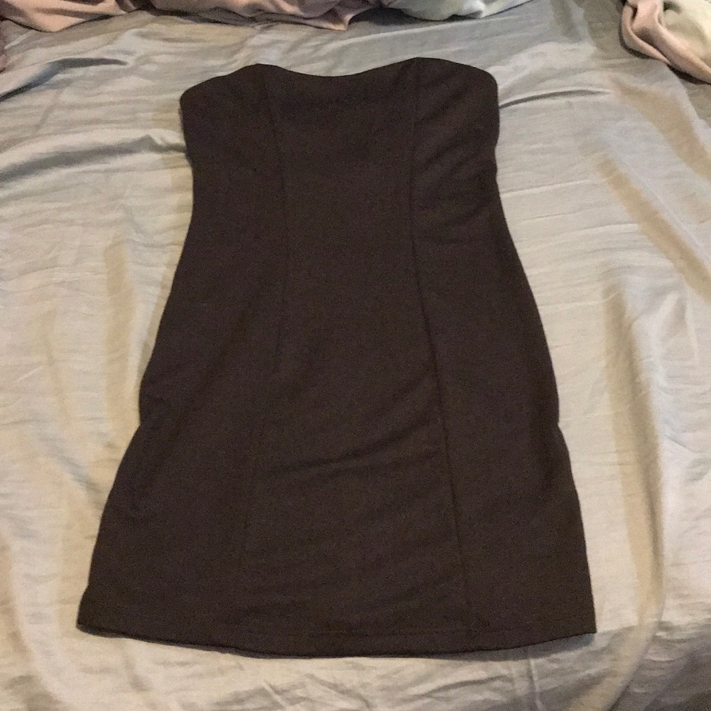 Y2K strapless criss cross back dress